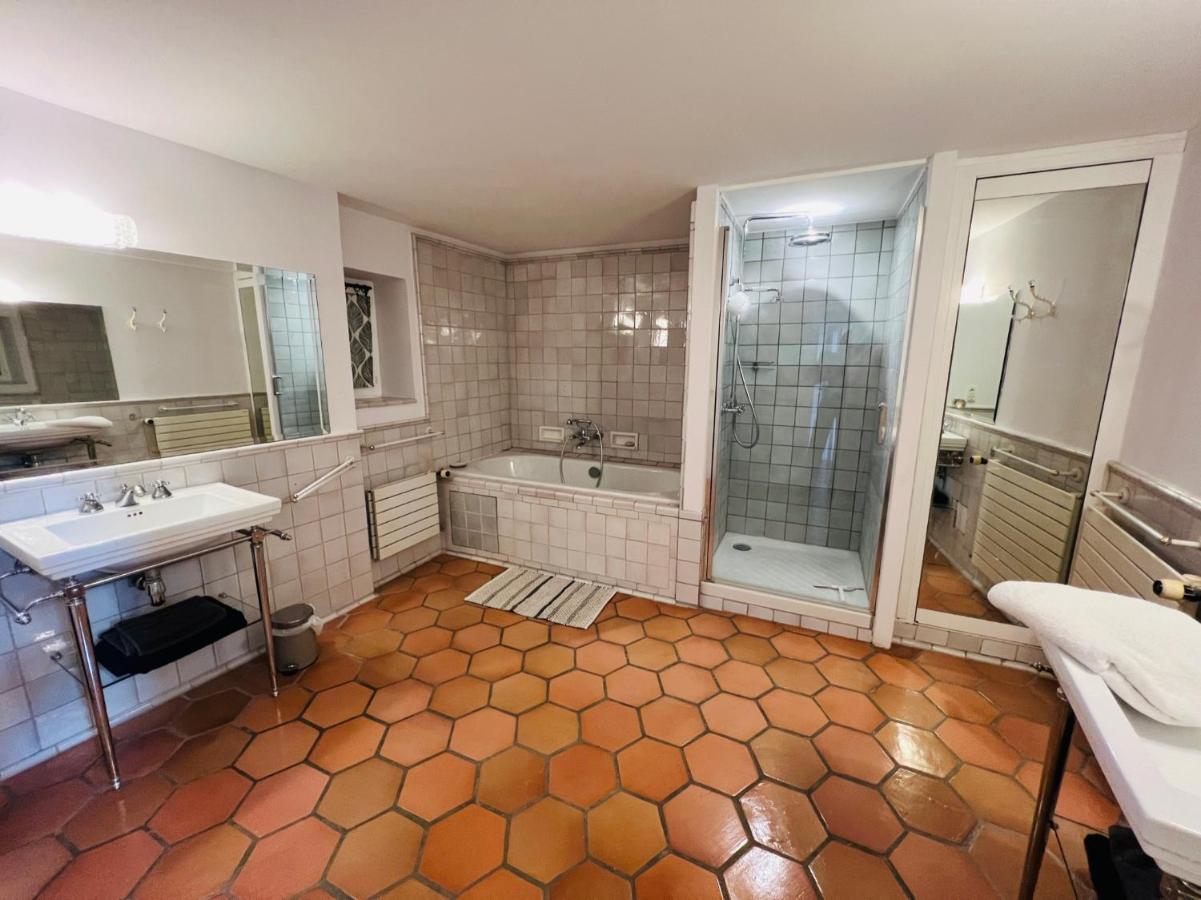 Penthouse Studio Privée Couple ou Famille- La Maison Searle à Tourtour Extérieur photo