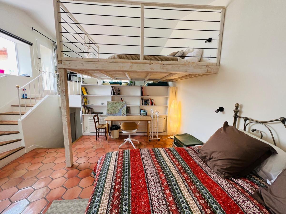 Penthouse Studio Privée Couple ou Famille- La Maison Searle à Tourtour Extérieur photo